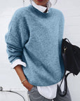Women's grey cashmere jumper with classic crew neck