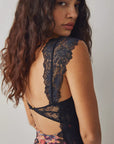 Floral Lace Sheath Dress With Side Slit 4