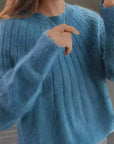 Women's cashmere jumper in blue, 100% premium cashmere, classic fit luxury winter knitwear