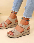 WOMEN'S WALKING SANDALS ADJUSTABLE TWIN STRAPS FLAT FOOTBED SLIDE-ON DESIGN 3