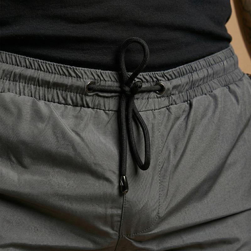 Bold Men's Shorts with Zipper Pockets, Close Fit 5