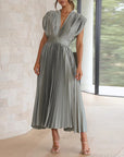 Bold Women's Dress With V-Neck And Adjustable Fit 1