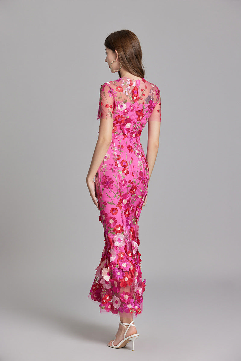 Charming Floral Maxi Dress For Wedding Guests 2