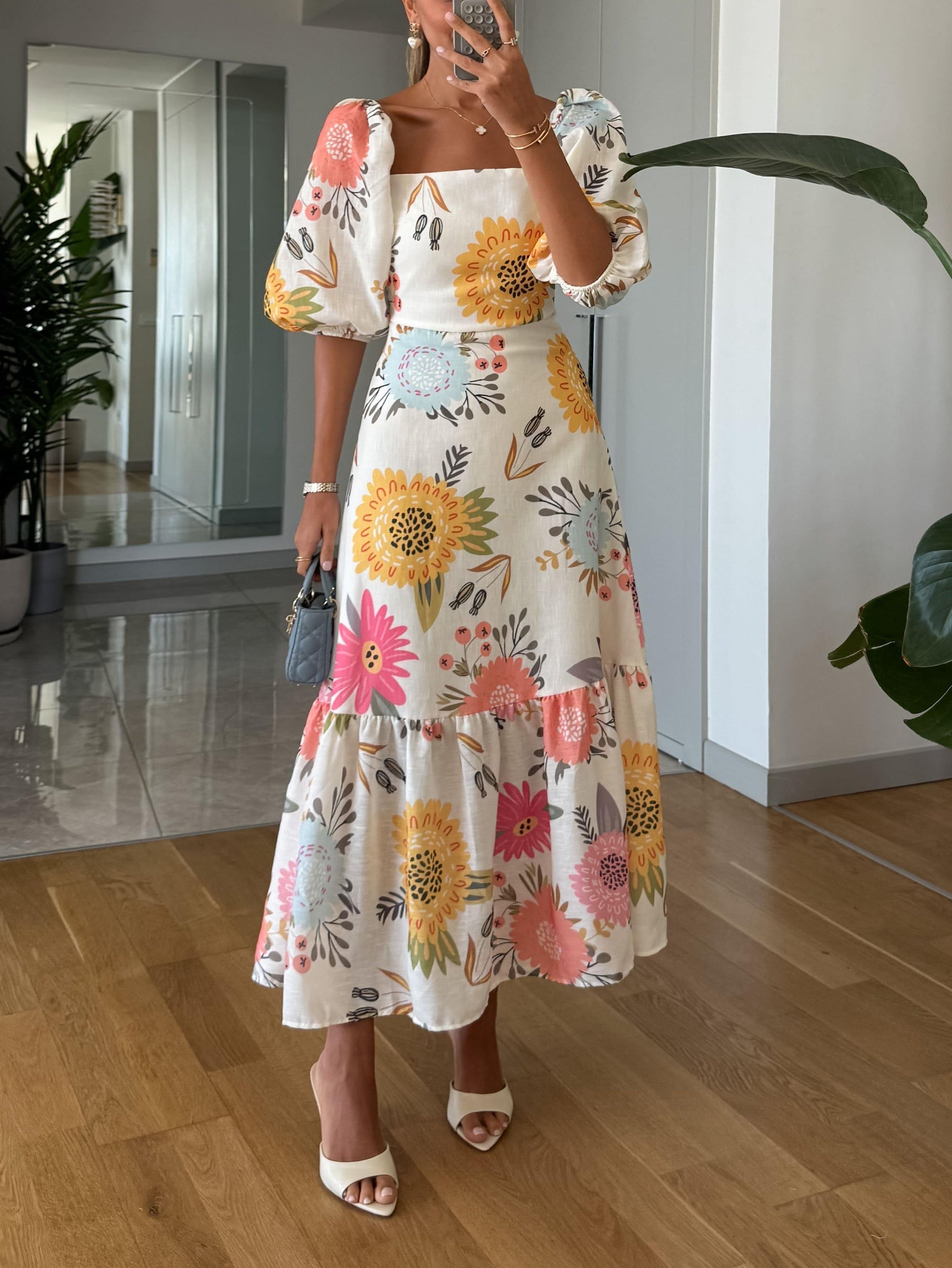 Charming Floral Midi Dress With Puff Sleeves 0