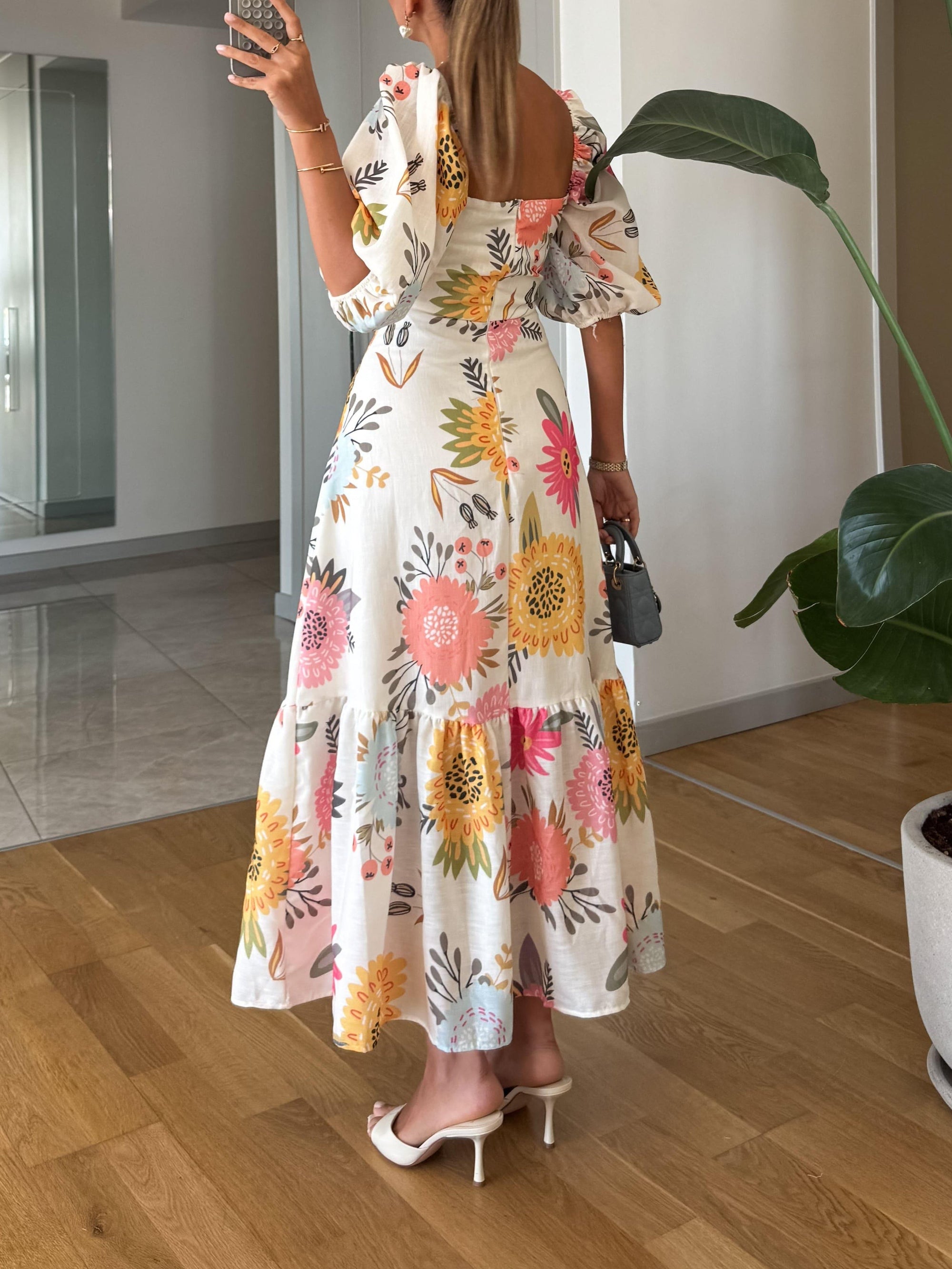 Charming Floral Midi Dress With Puff Sleeves 1