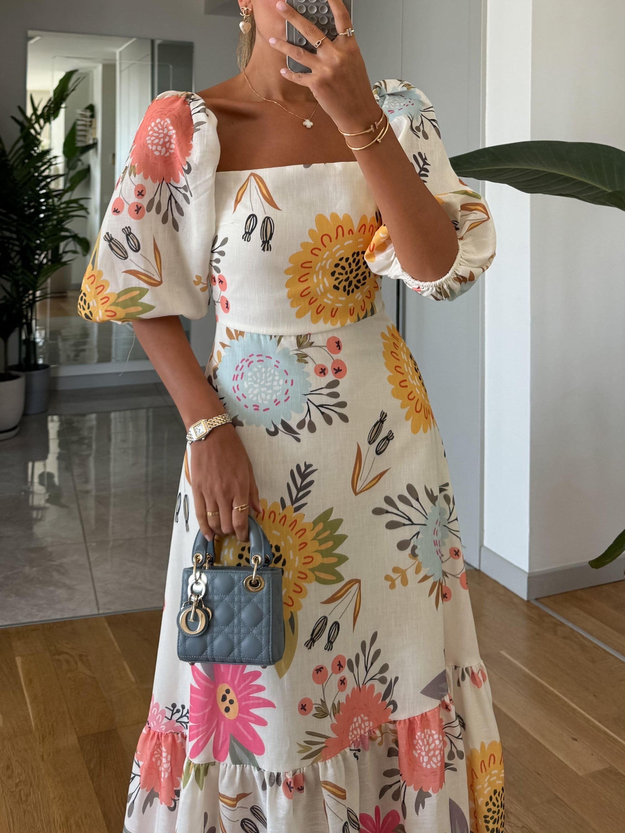 Charming Floral Midi Dress With Puff Sleeves 2