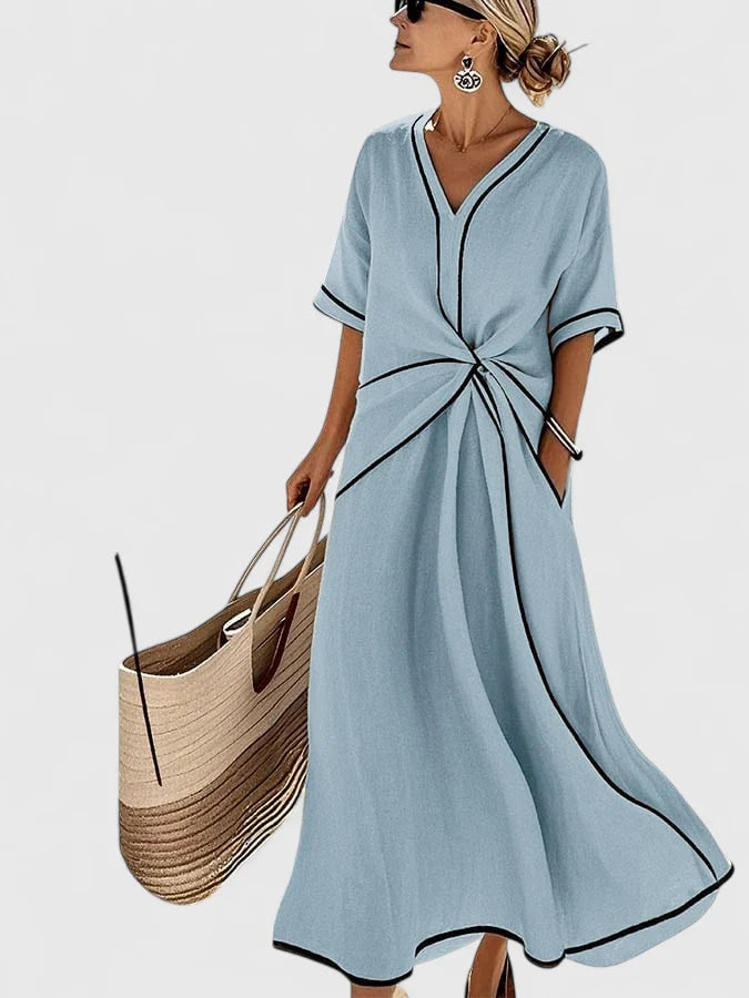 Charming Summer Dress With Vertical Stripes 0