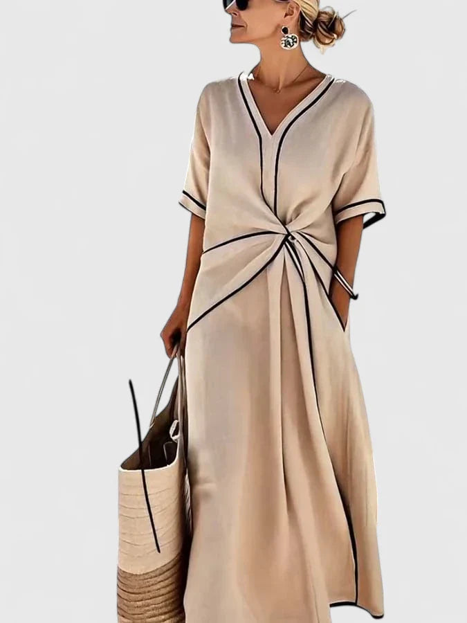 Charming Summer Dress With Vertical Stripes 3