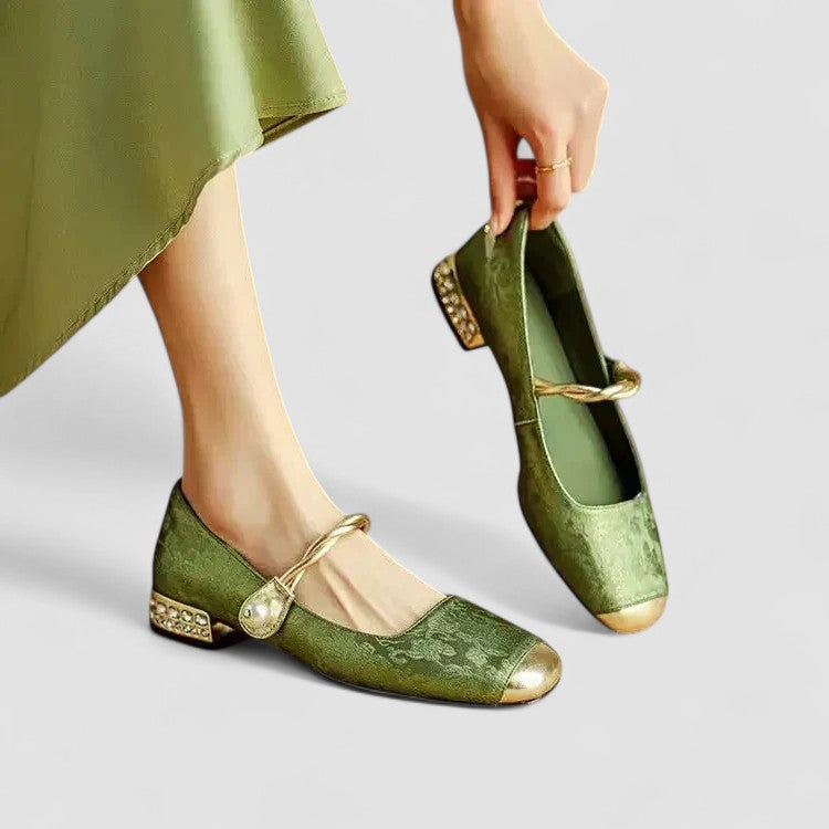 Charming Women's Shoes With Block Heel Design 0