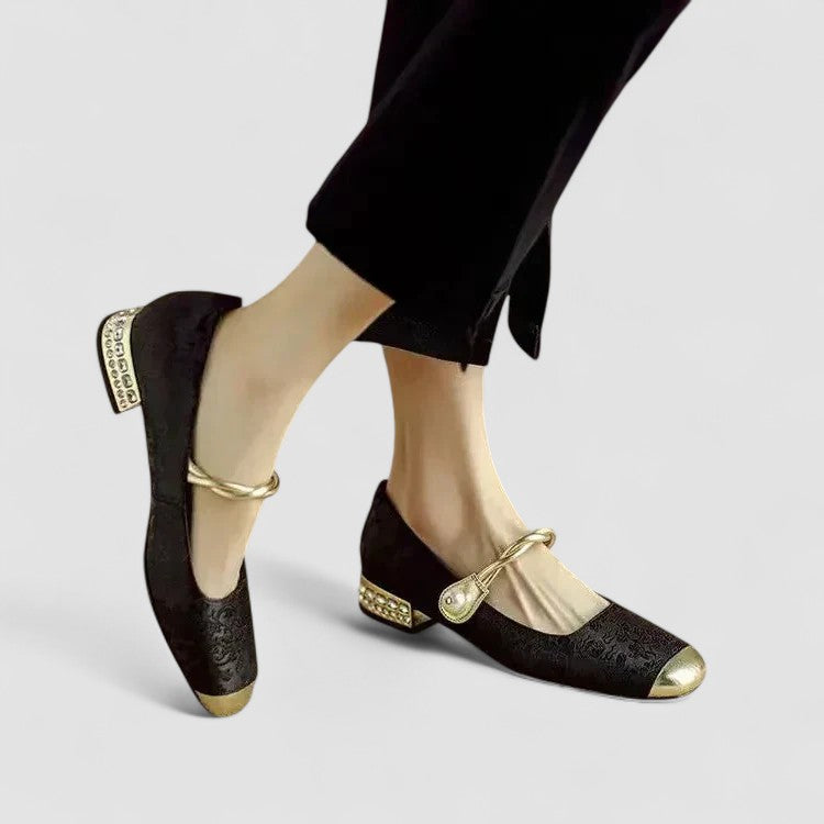 Charming Women's Shoes With Block Heel Design 5