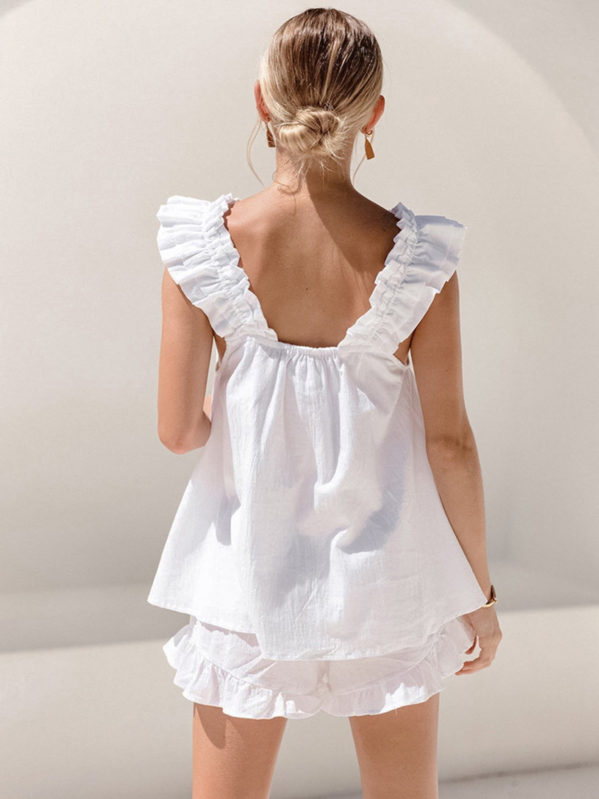 Charming Womens Lounge Set With Ruffle Details 4