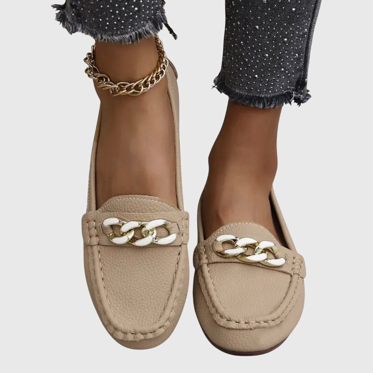 Chic Black Loafers for Women with Chain Detail 2