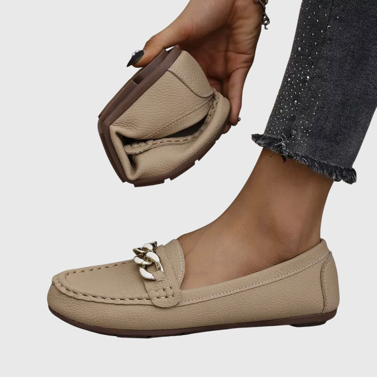 Chic Black Loafers for Women with Chain Detail 4