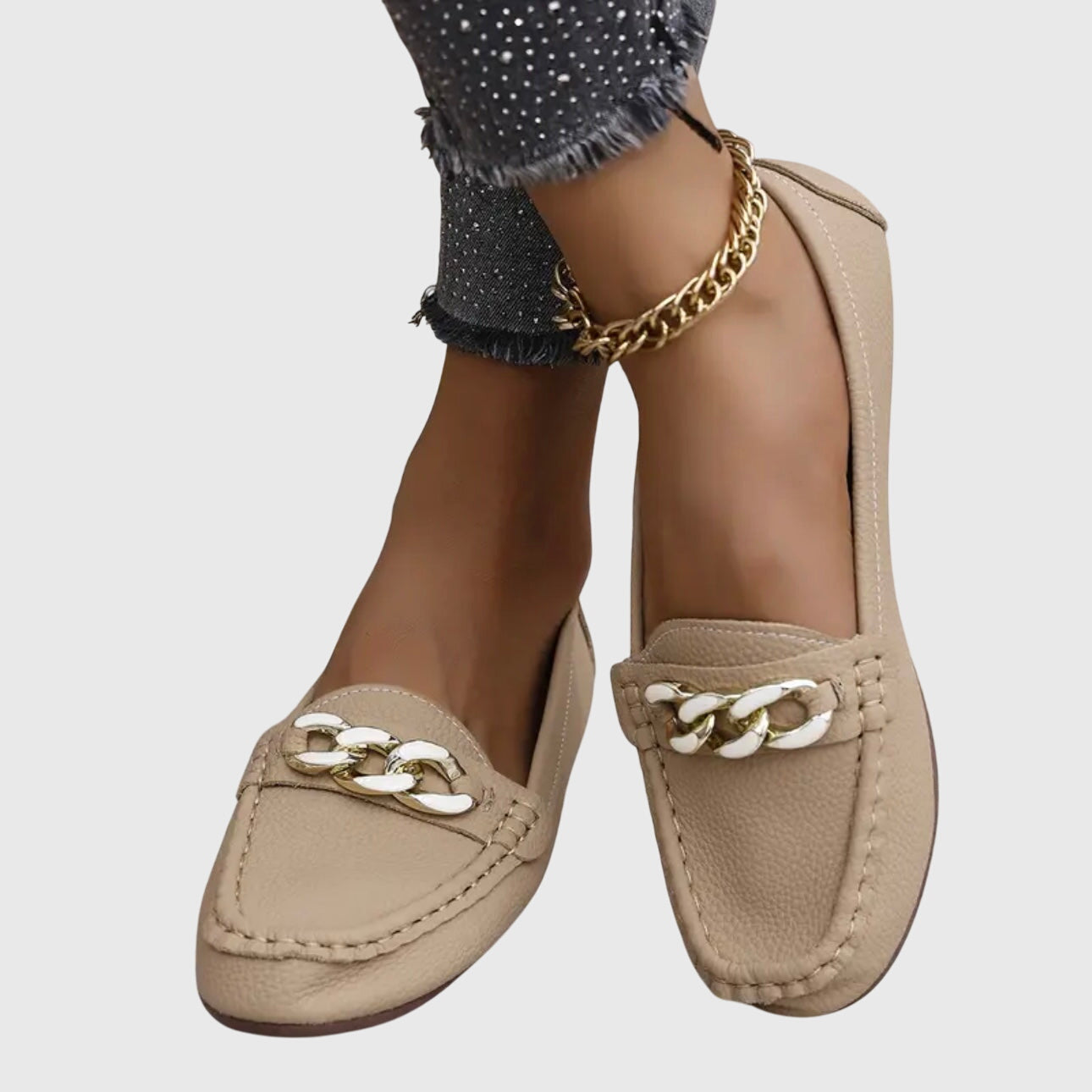 Chic Black Loafers for Women with Chain Detail 5