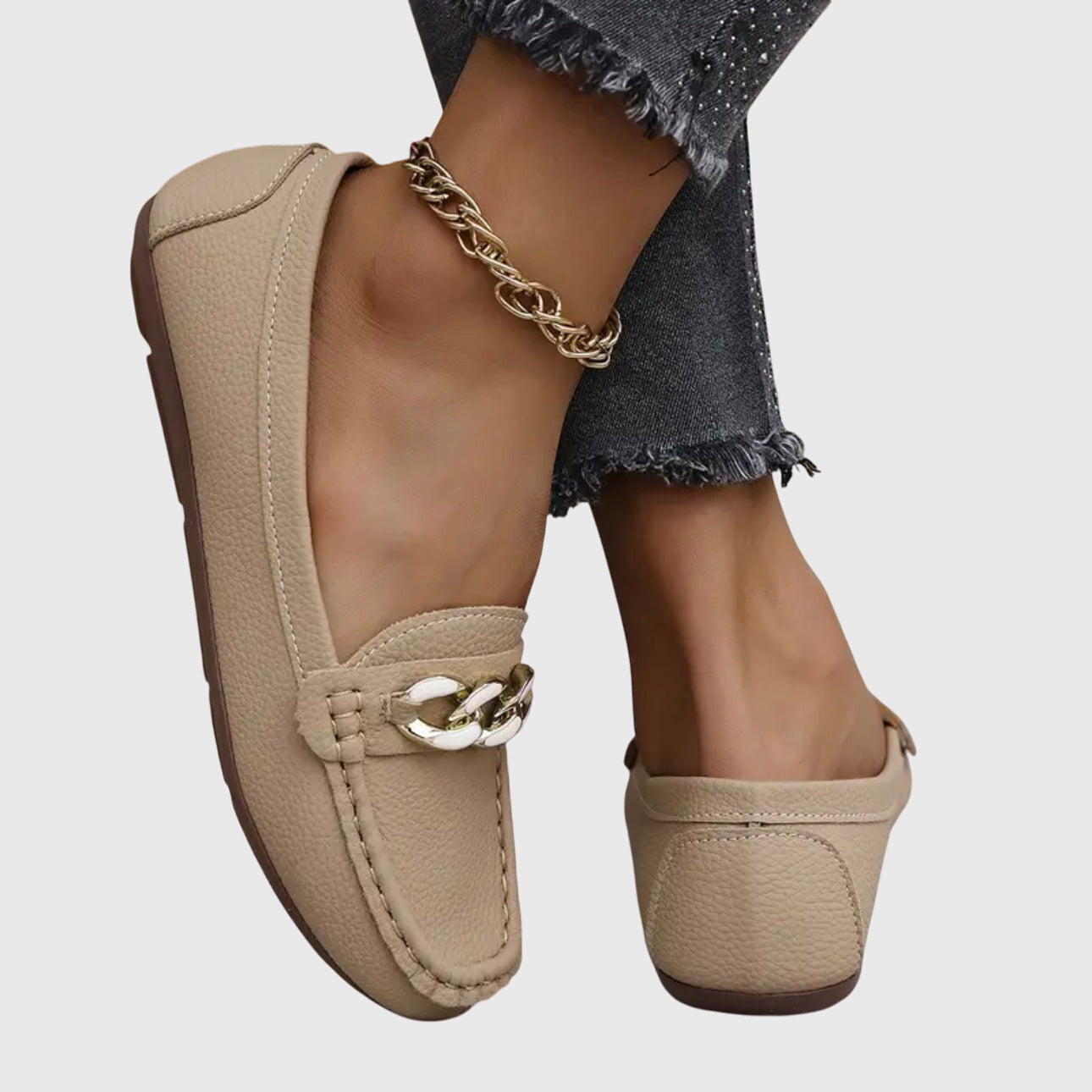 Chic Black Loafers for Women with Chain Detail 6