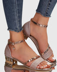 Chic Heeled Sandals With Adjustable Straps 3