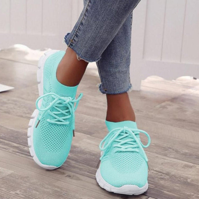 Chic Sneakers With Ergonomic Design For Comfort 2