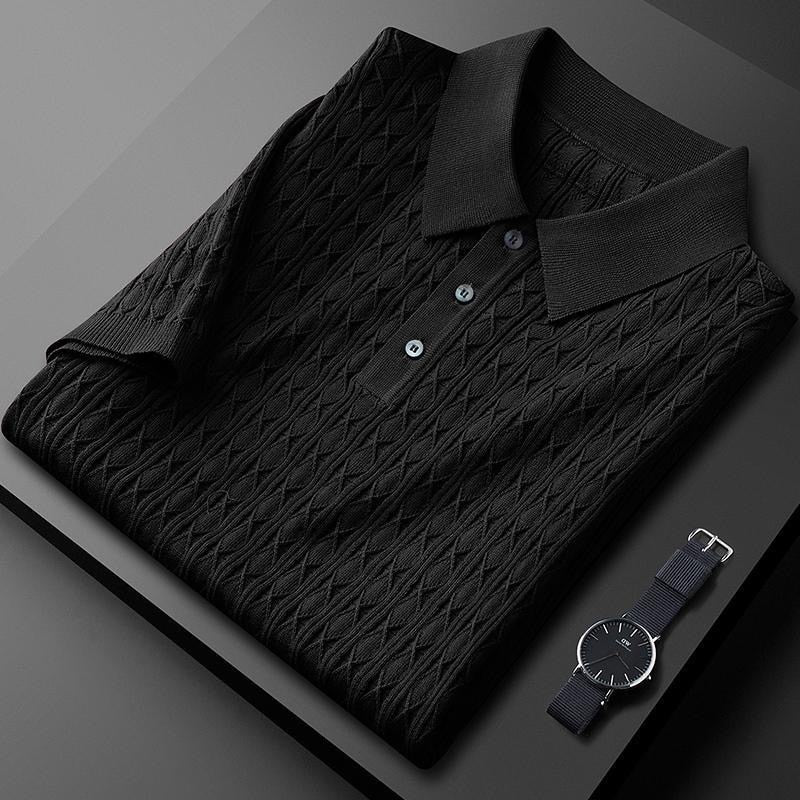 Classic Men's Polo Shirt With Textured Design 2