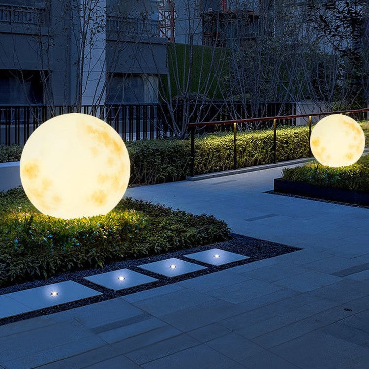 Elegant Solar Garden Lamp for Outdoor Spaces Eco-Friendly LED Design 5