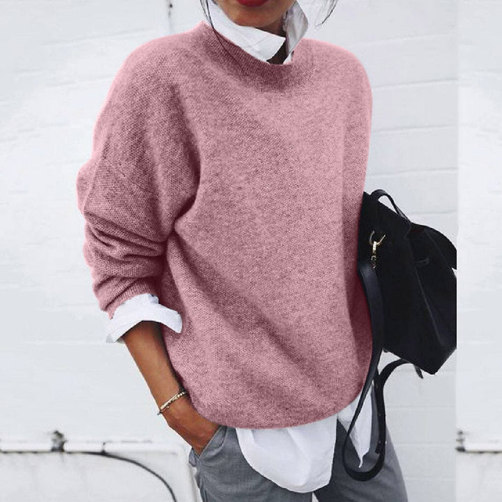 Women's grey cashmere jumper with classic crew neck