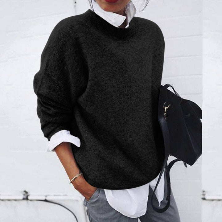 Women's grey cashmere jumper with classic crew neck