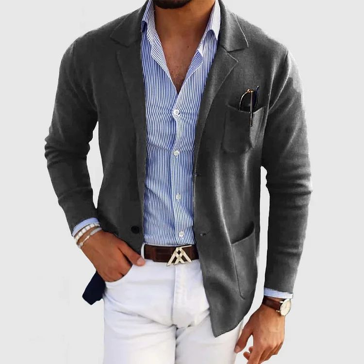 Men's blue single-breasted wool blazer with notch lapel