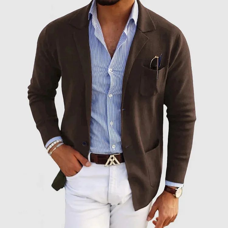 Men's blue single-breasted wool blazer with notch lapel
