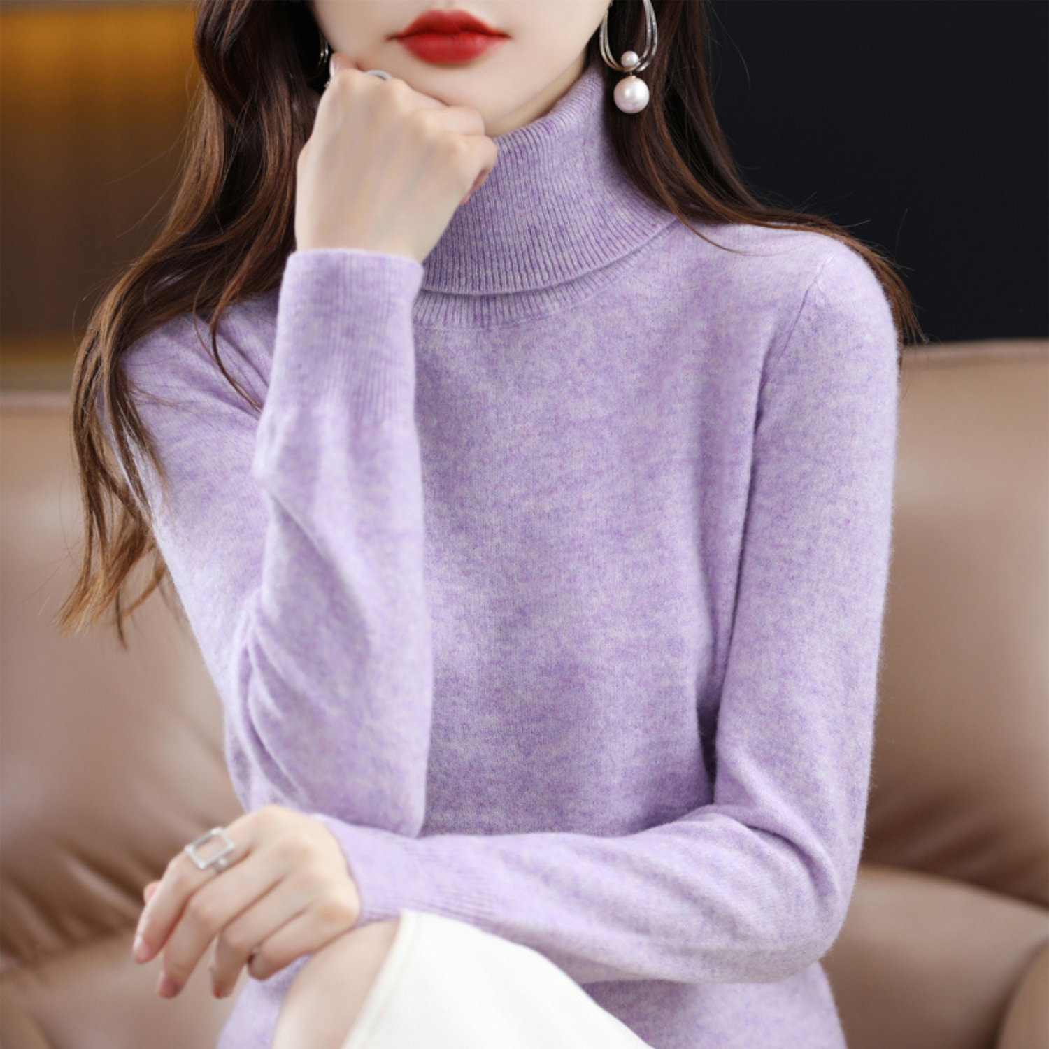 Women's black cashmere turtleneck jumper