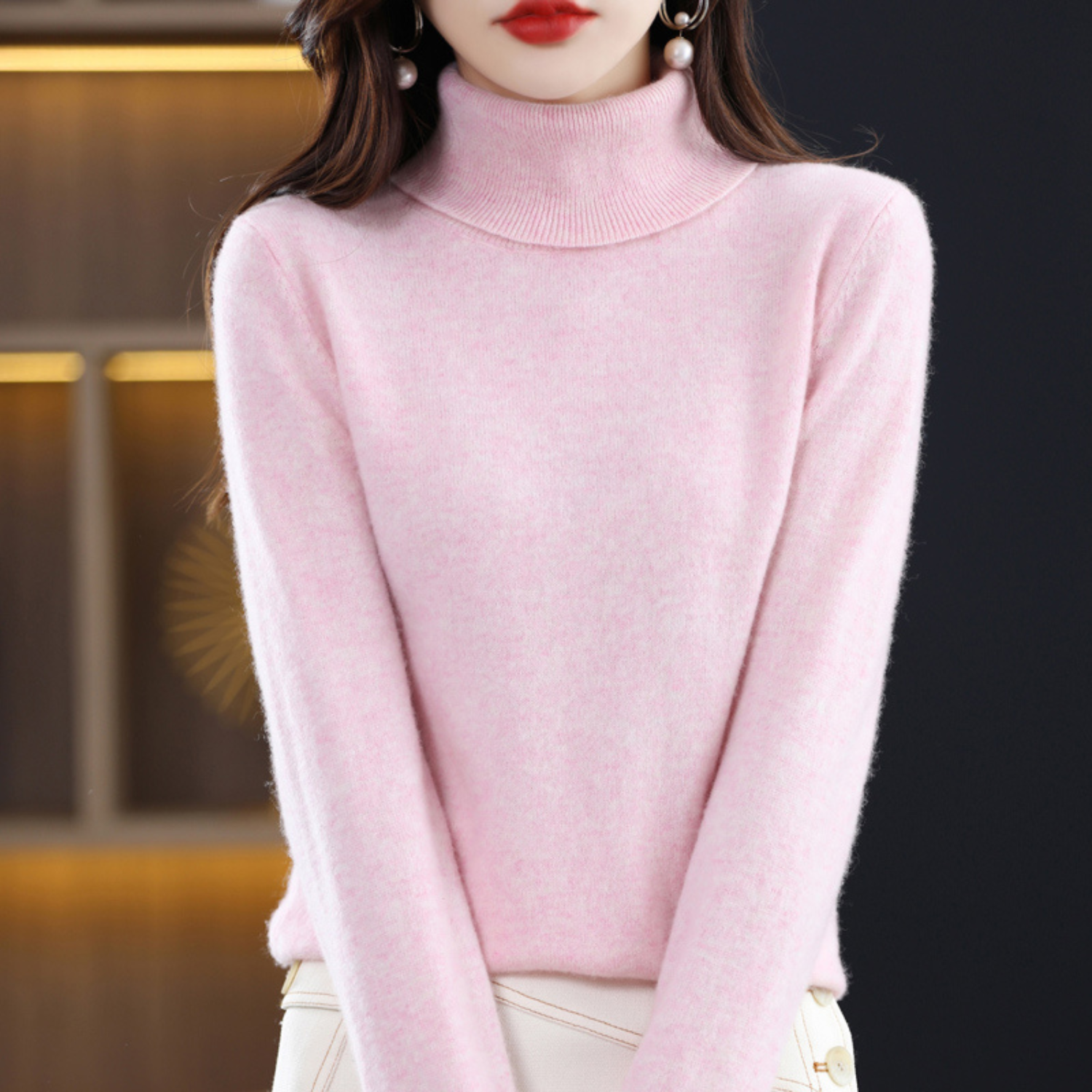 Women's black cashmere turtleneck jumper