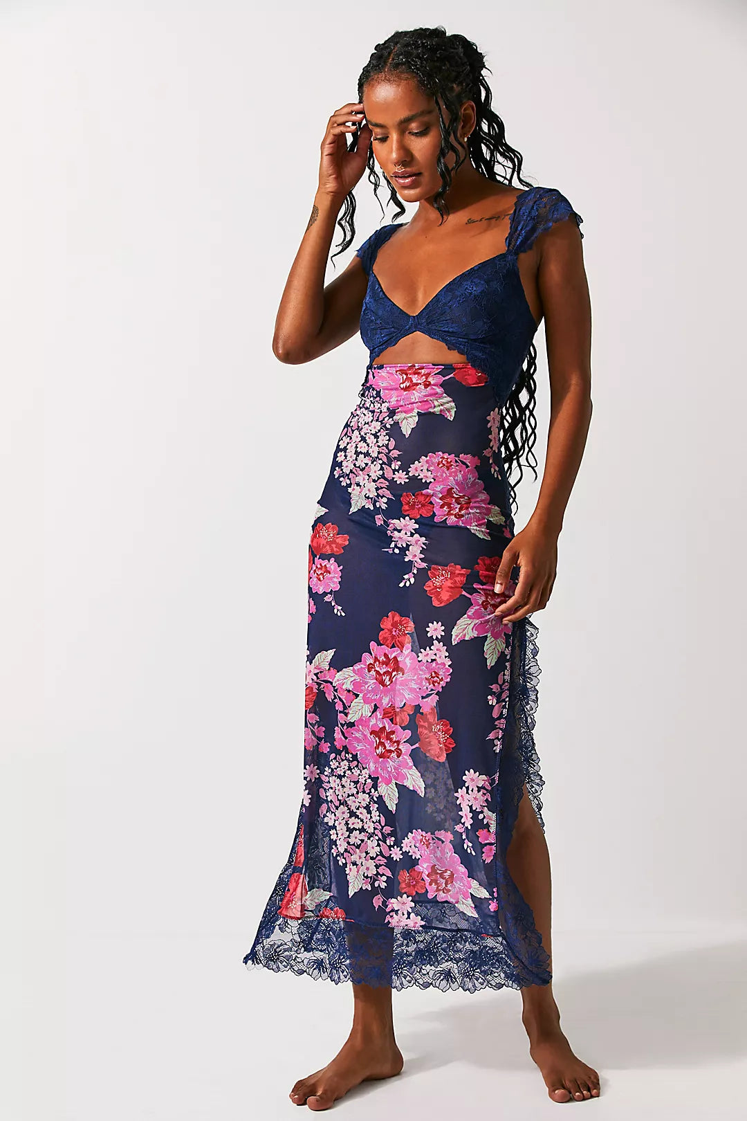 Floral Lace Sheath Dress With Side Slit 17