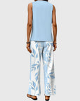 Fresh Women's Set With Chic Square Neckline 2