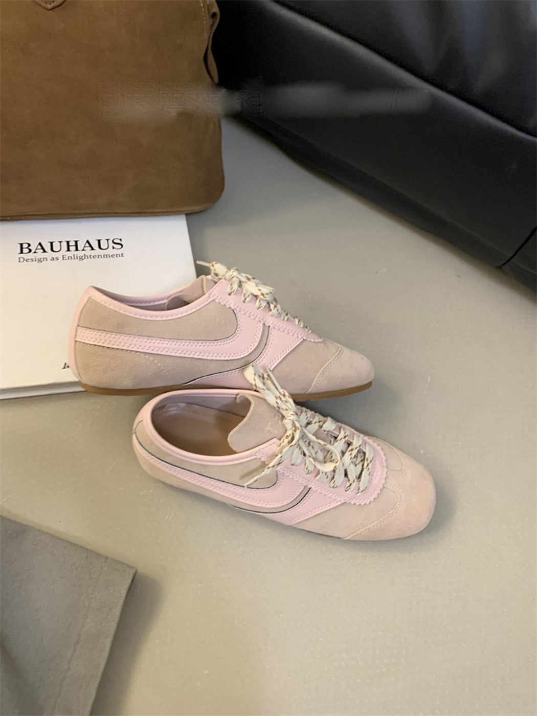 women's retro chunky lace-up sneakers