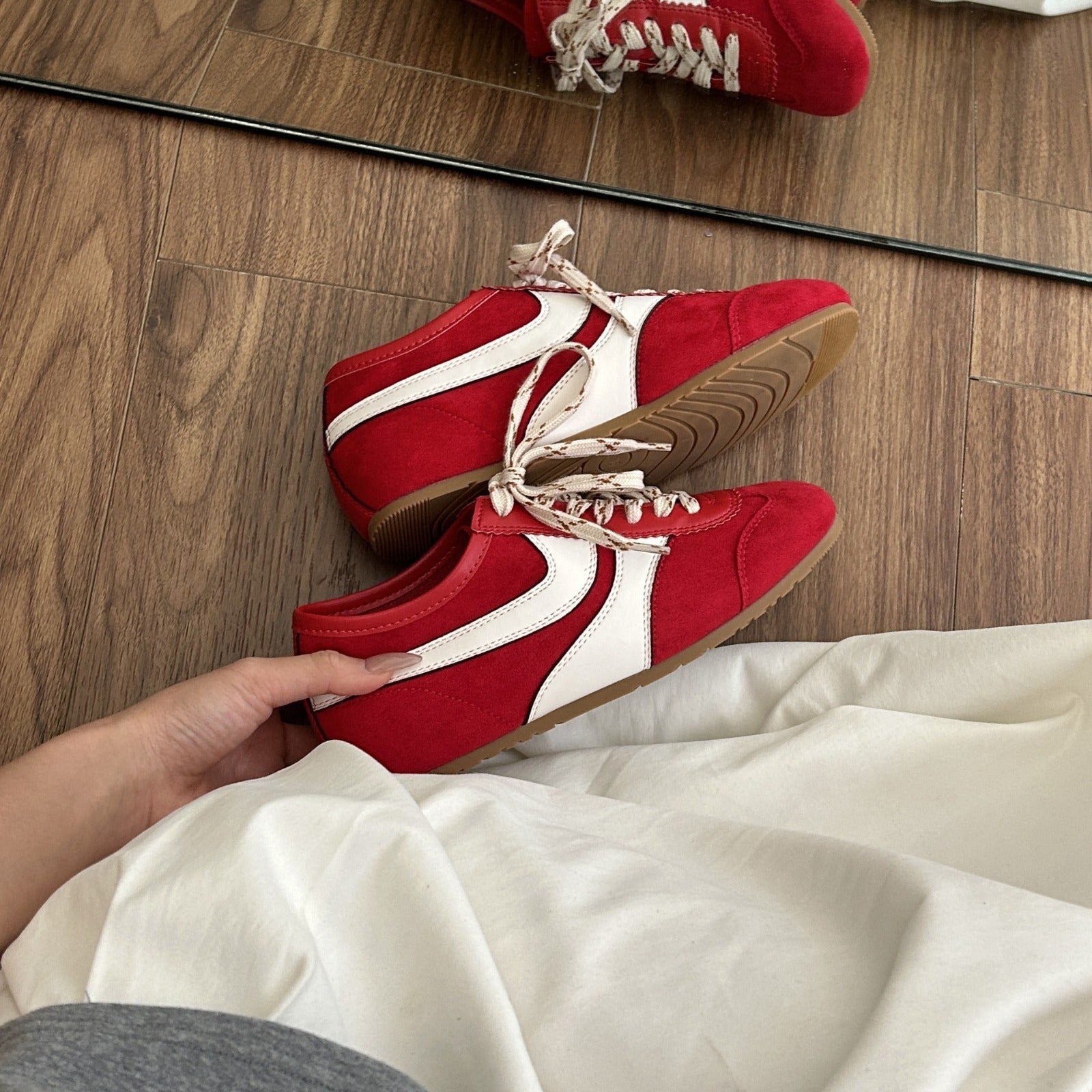 women's retro chunky lace-up sneakers
