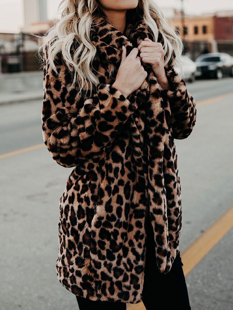 Women's leopard leopard print faux fur coat with oversized collar