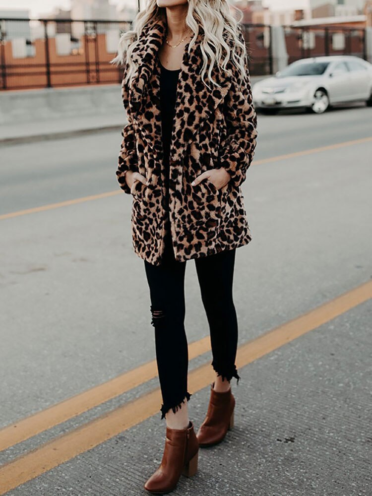 Women's leopard leopard print faux fur coat with oversized collar