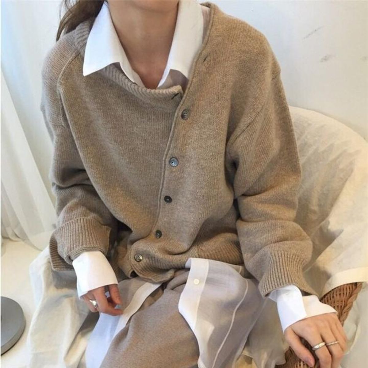 Women's brown cashmere jumper with soft knit
