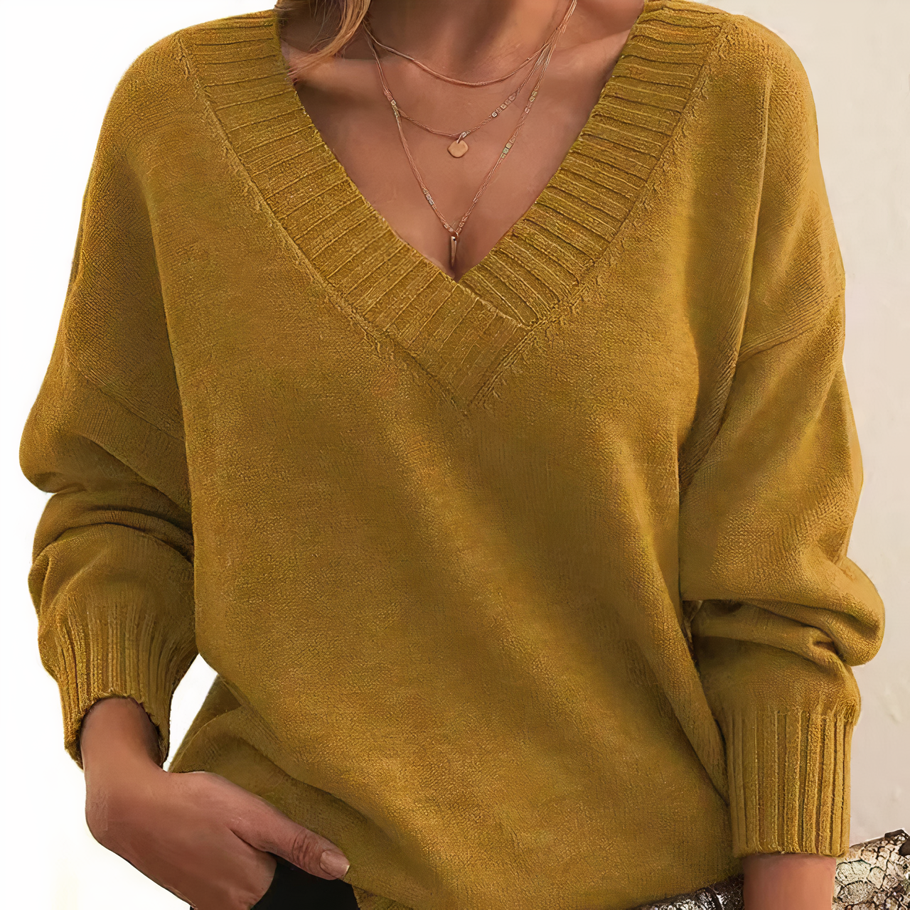 Women's dark grey cashmere jumper in soft knit