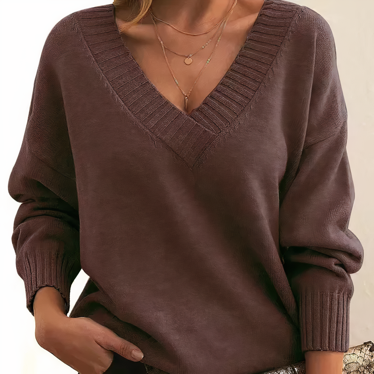 Women's dark grey cashmere jumper in soft knit