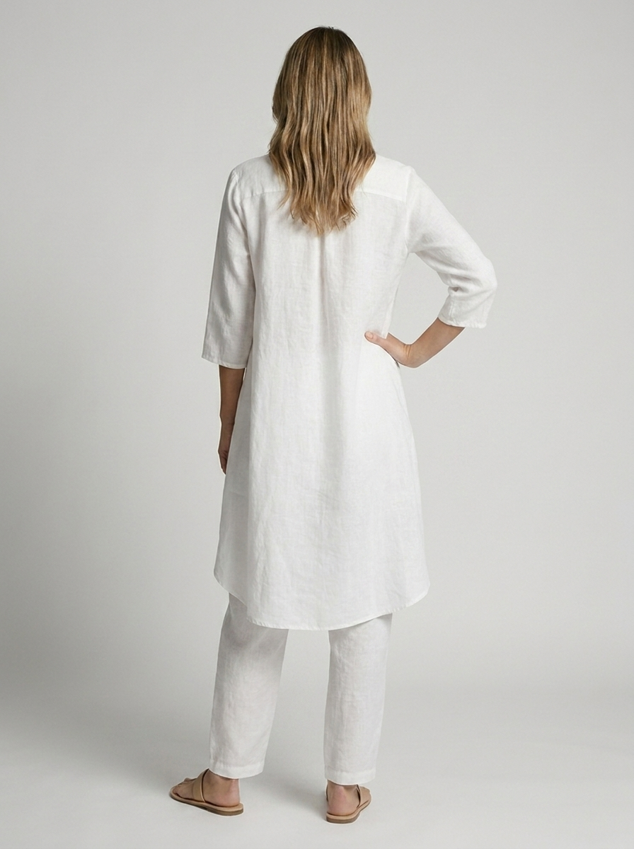 Women’s white women's tunic and pants two piece set