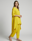Women’s white women's tunic and pants two piece set