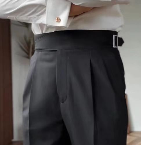 Men's pleated trousers high waist adjustable waistband in black