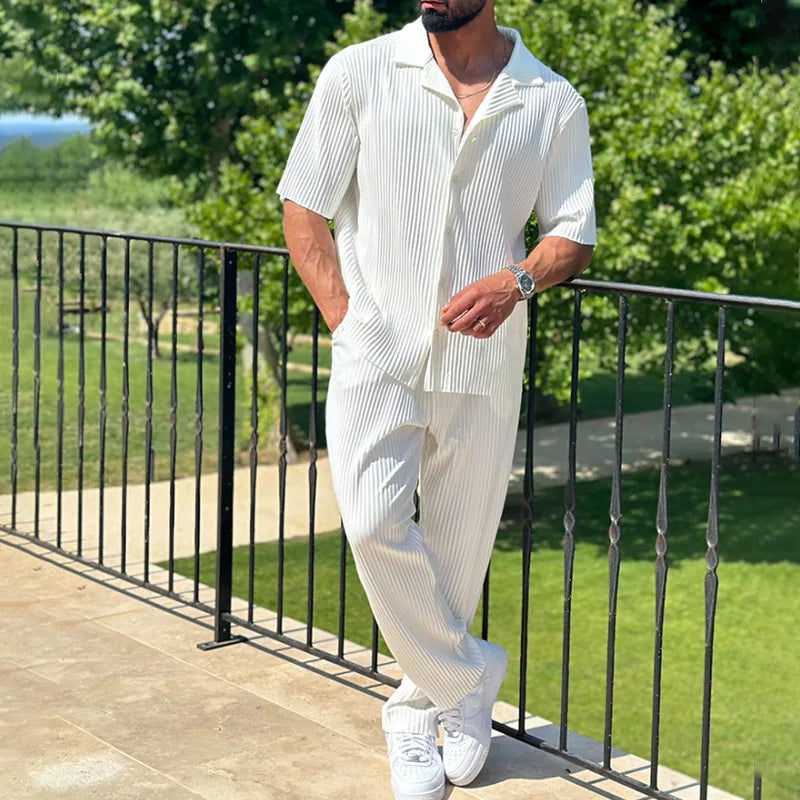 Modern Men's Set With Relaxed Fit Trousers 0