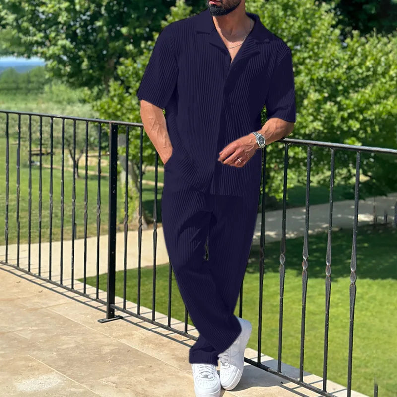 Modern Men's Set With Relaxed Fit Trousers 4