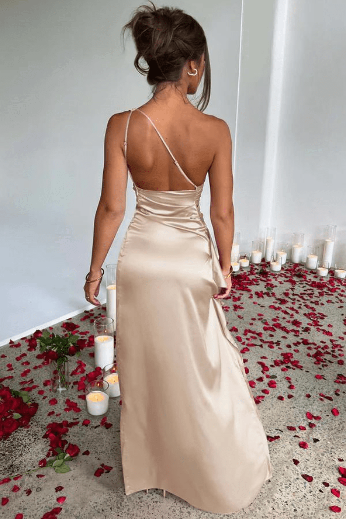 One-Shoulder Maxi Dress With Thigh-High Split 5