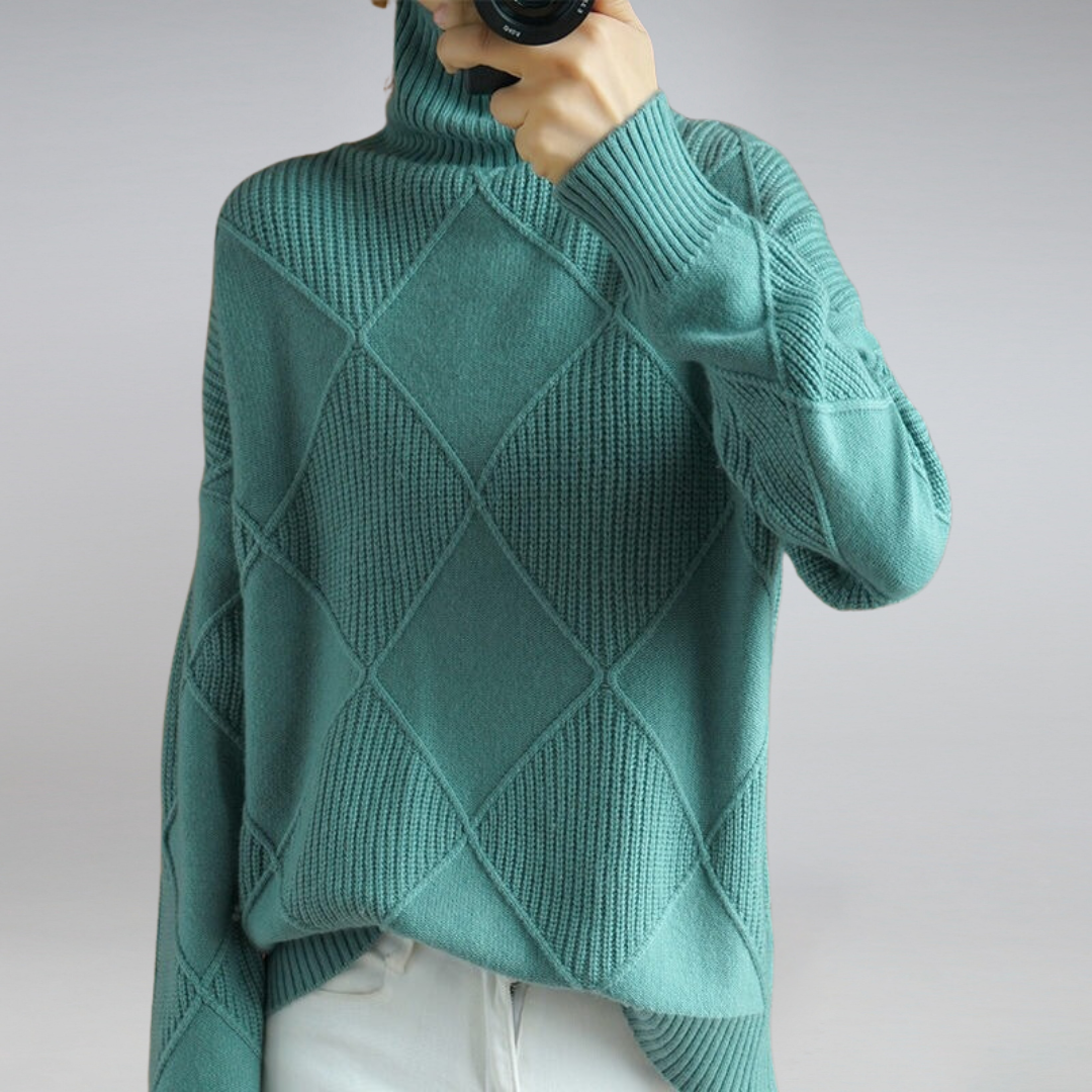 Women's cashmere turtleneck jumper in beige — cashmere-wool blend, warm winter knitwear