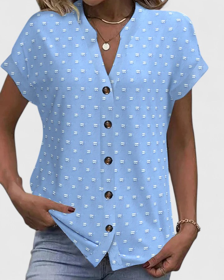 Relaxed Women's Shirt With Flattering Fit 0