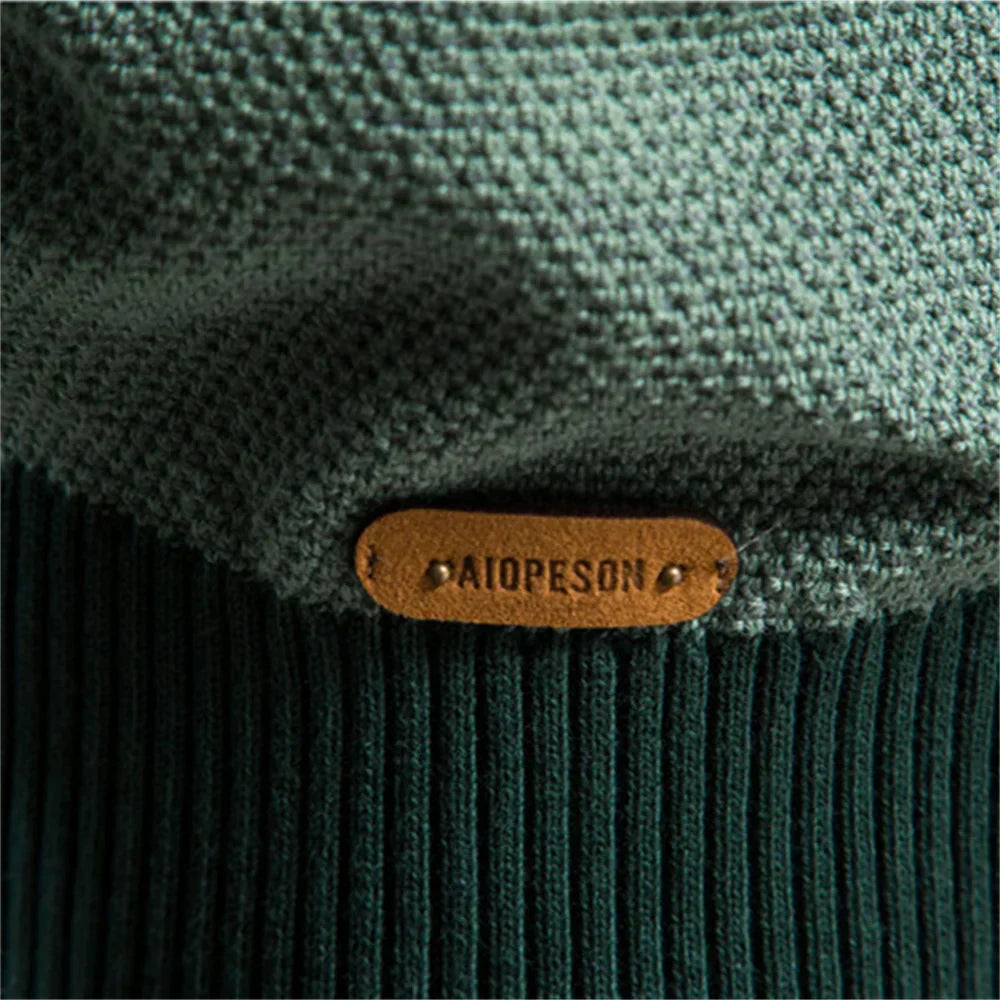 Men's blue classic crew neck knit jumper