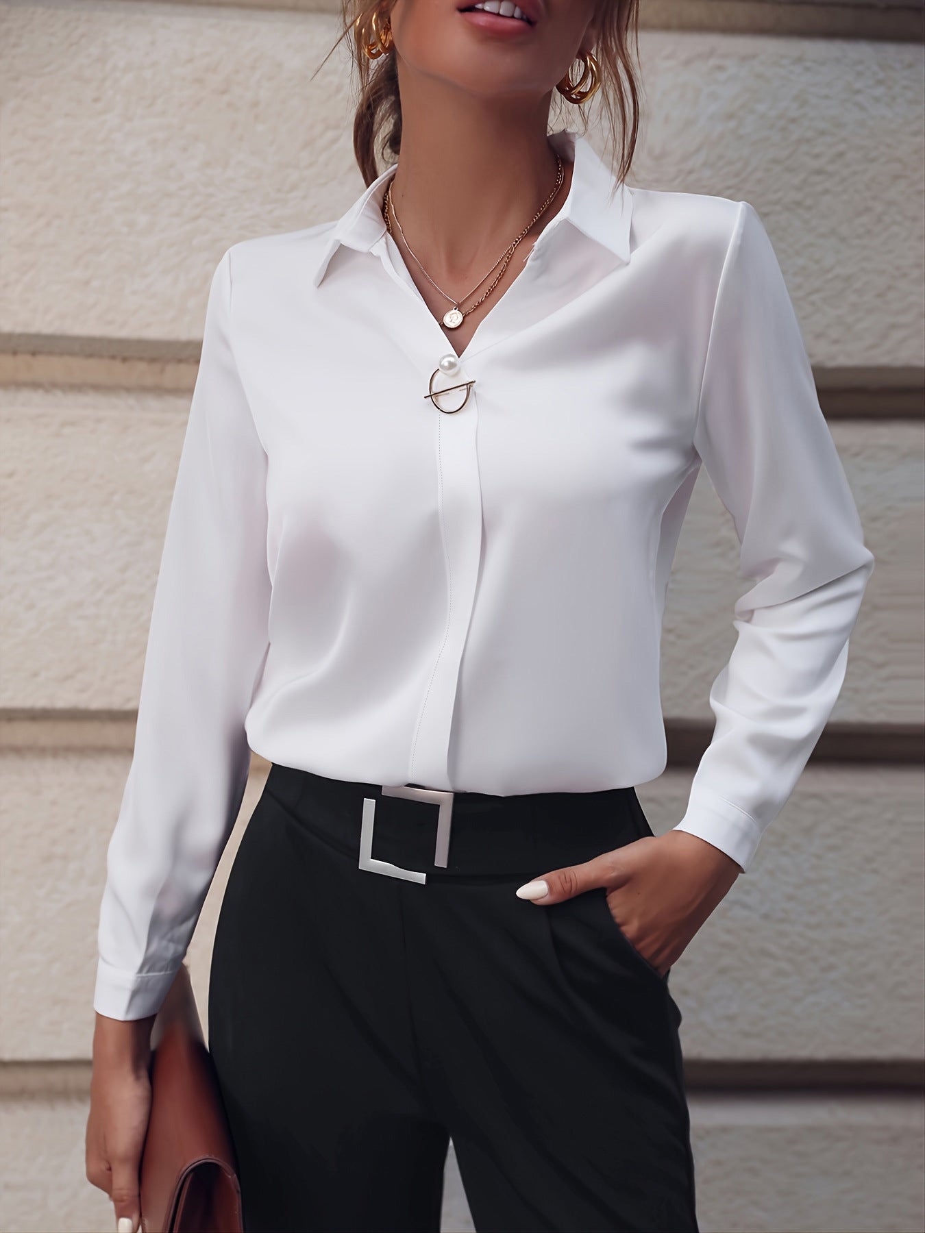 Women's long sleeve blouse slim fit in white