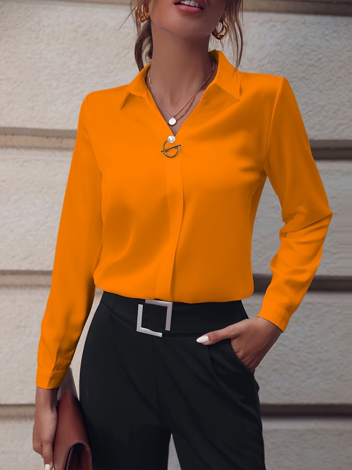 Women's long sleeve blouse slim fit in white