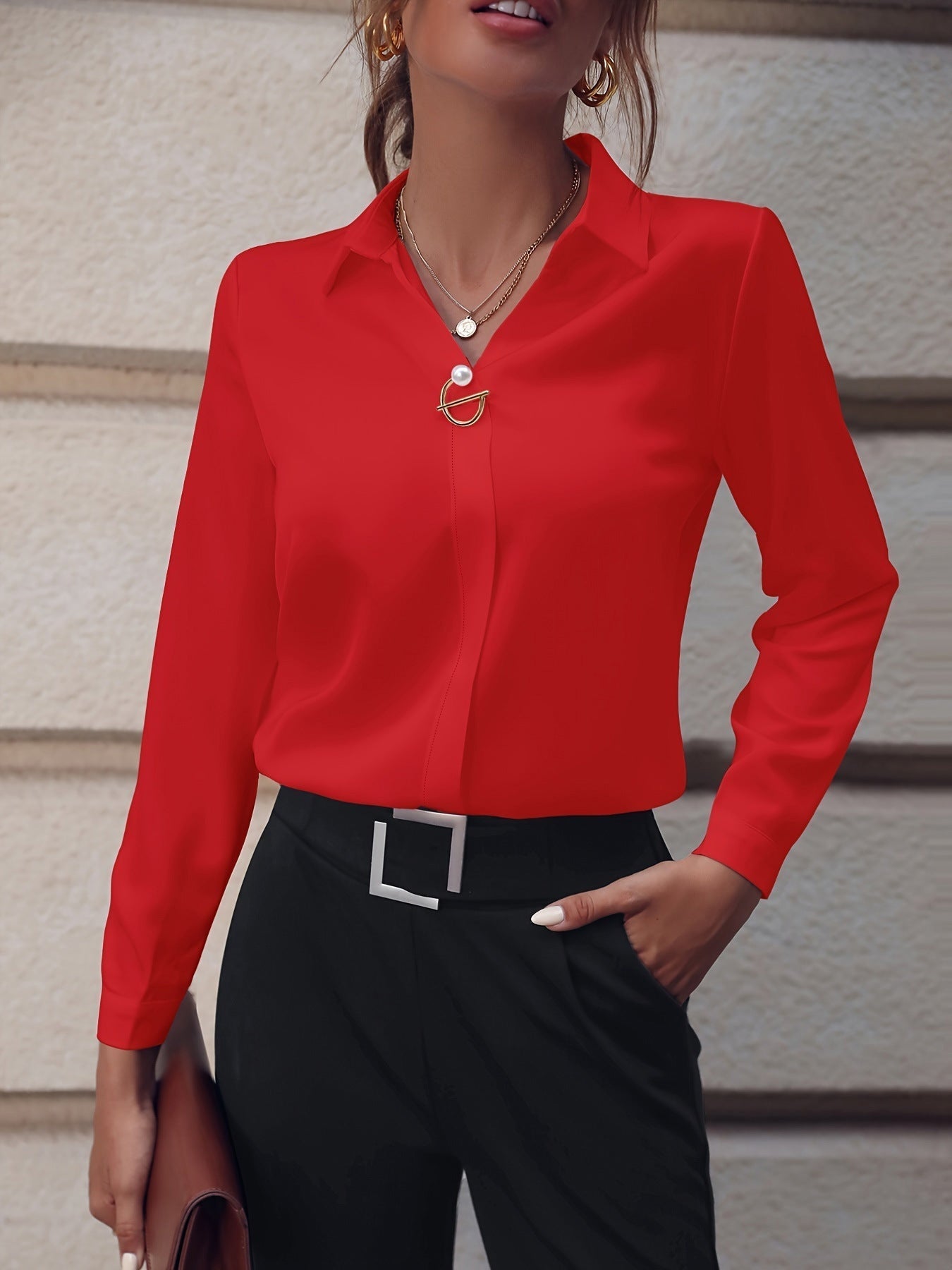 Women's long sleeve blouse slim fit in white